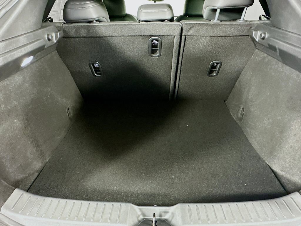 New 2025 MAZDA CX-30 AWD 2.5 S w/ Select Sport Pkg image 32