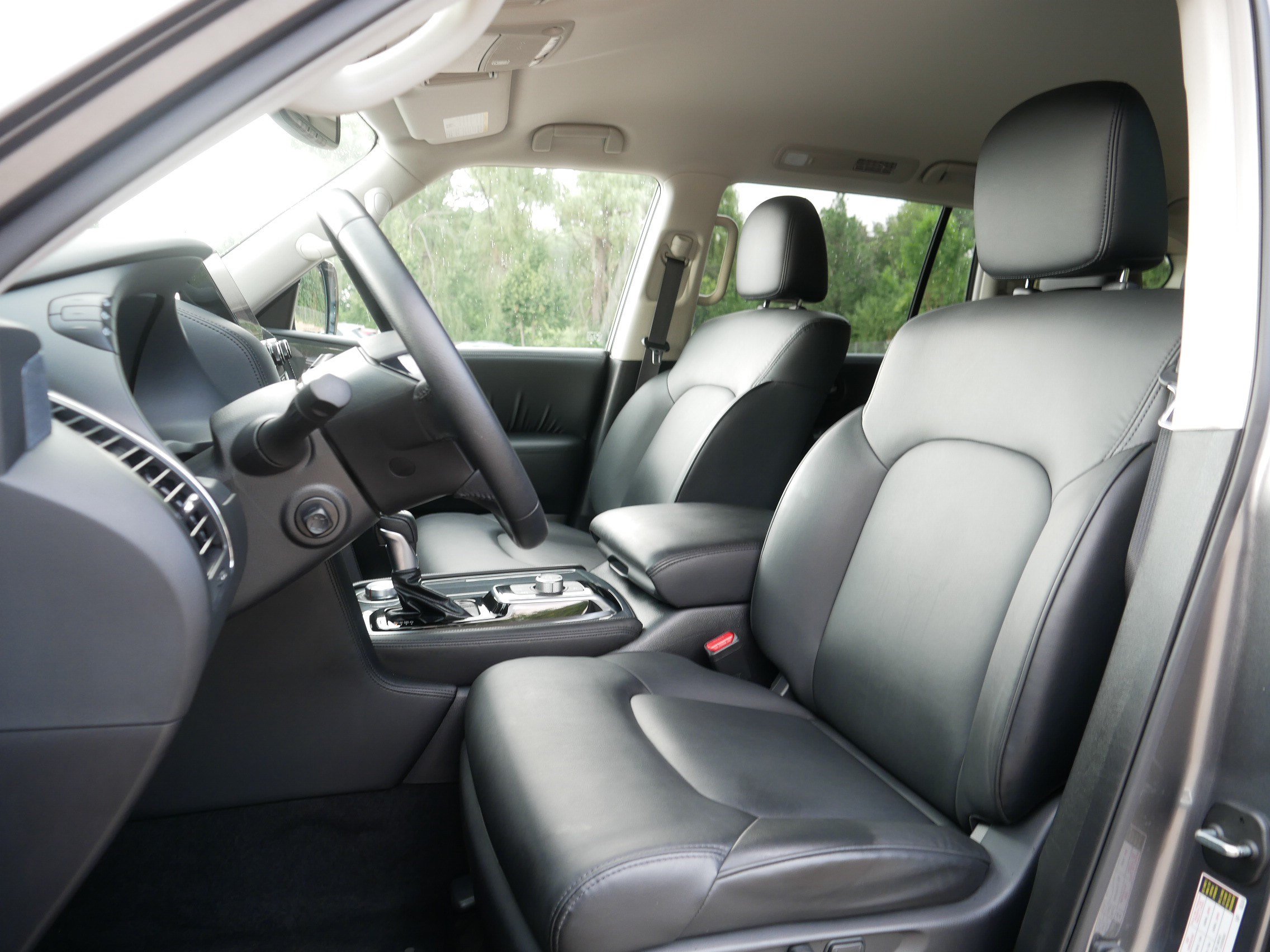 Certified 2024 Nissan Armada SV w/ Cargo Package AWD/4WD image 34