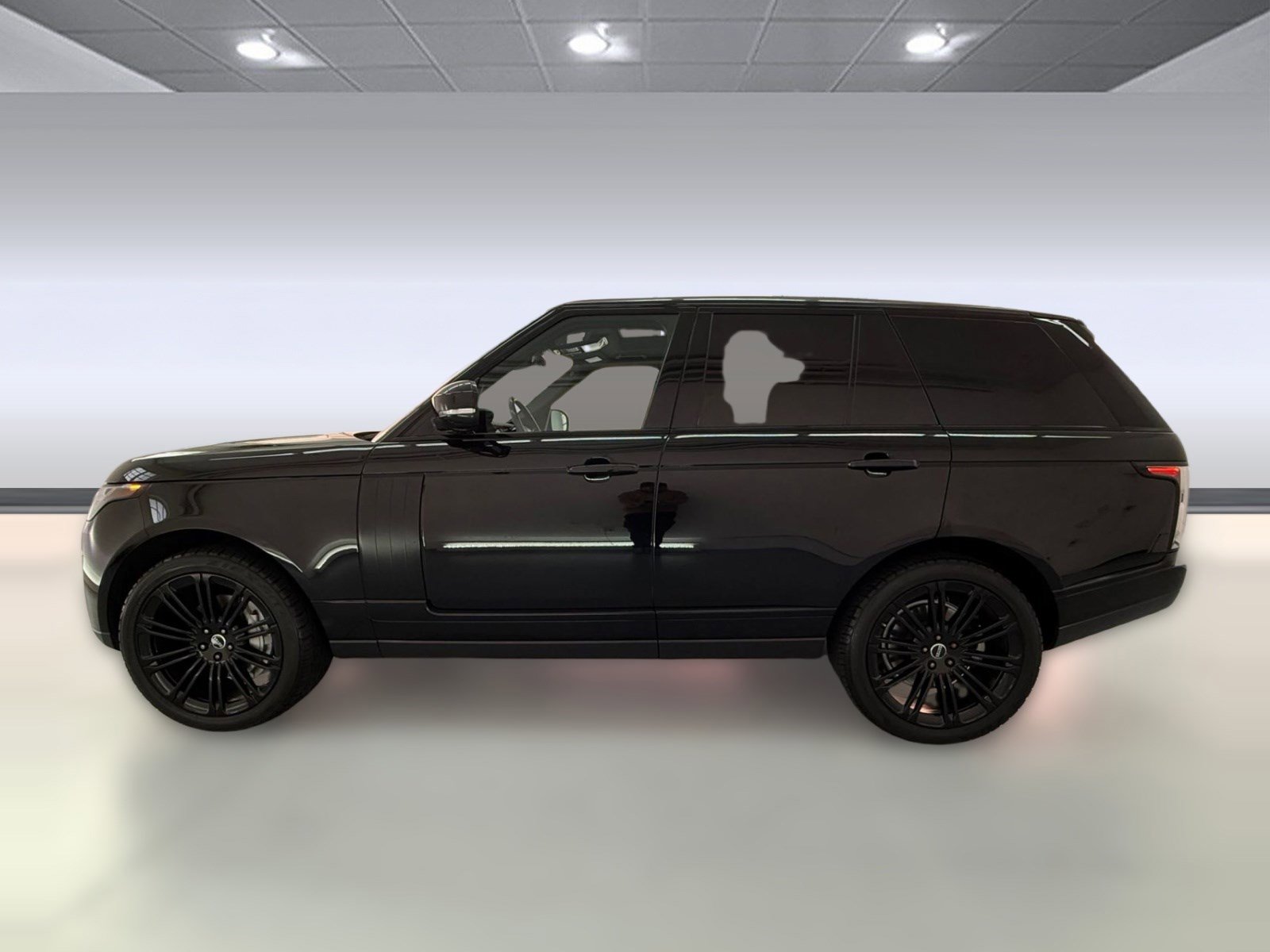 Used 2019 Land Rover Range Rover AWD/4WD image 2