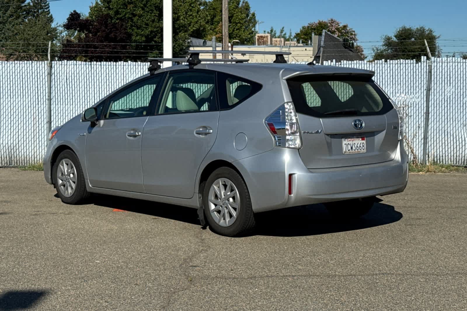 Used 2013 Toyota Prius V Two FWD image 5