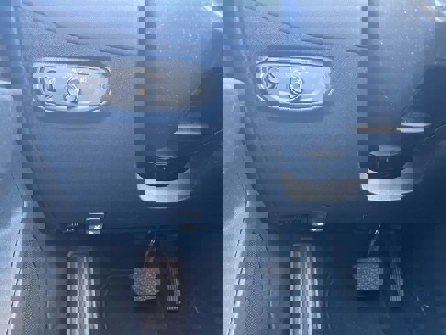 Used 2019 Chevrolet Equinox LT image 18