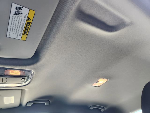 Used 2025 Hyundai Elantra Hybrid FWD image 19