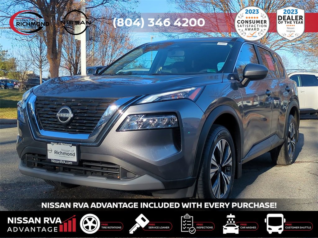 Used 2023 Nissan Rogue SV image 2