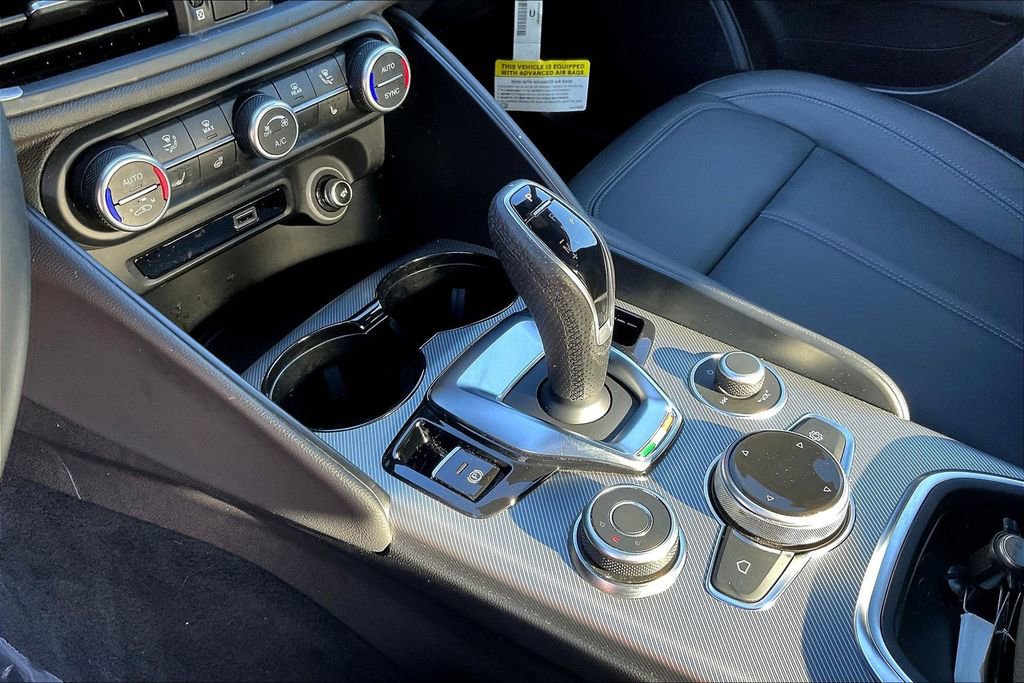 Used 2024 Alfa Romeo Giulia Ti image 18
