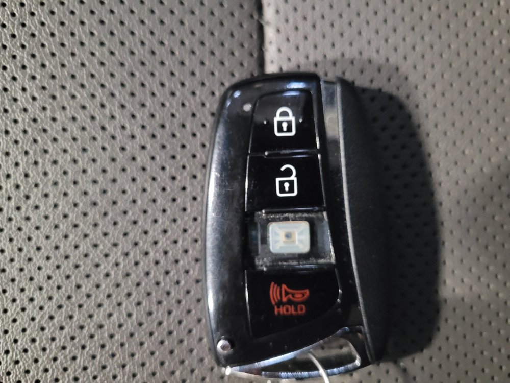 Used 2018 Hyundai Santa Fe Sport FWD image 32