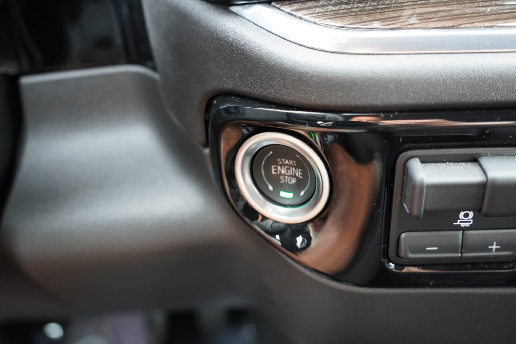 Certified 2025 GMC Sierra 1500 Elevation AWD/4WD image 29