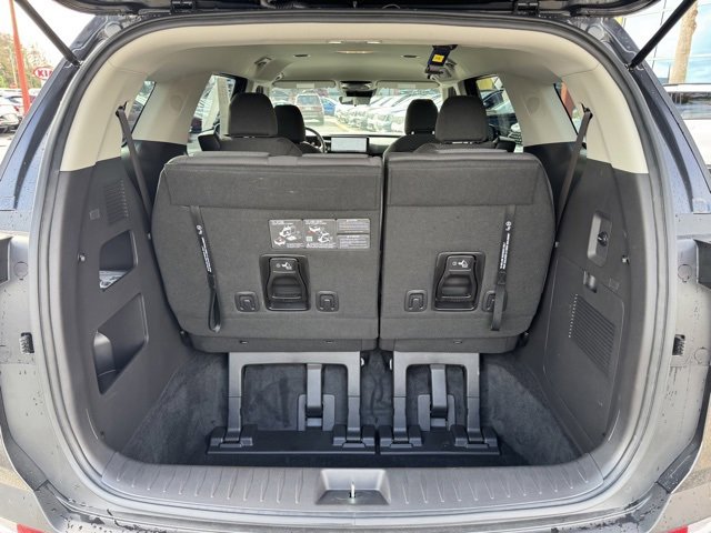Certified 2025 Kia Carnival LX image 11