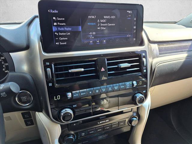 Used 2022 Lexus GX 460 Premium w/ Accessory Package AWD/4WD image 13