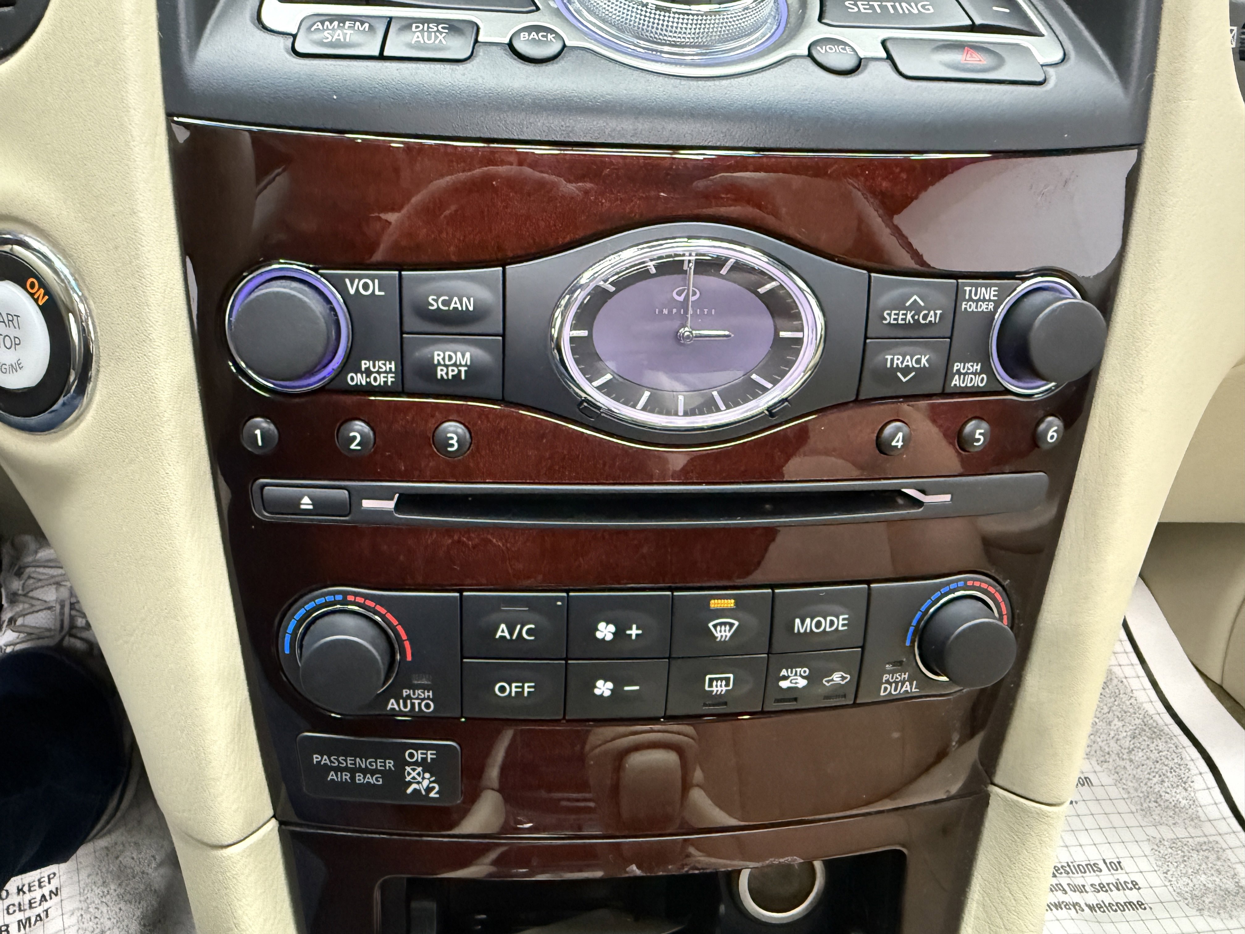 Used 2015 INFINITI QX50 Journey w/ Premium Package image 19