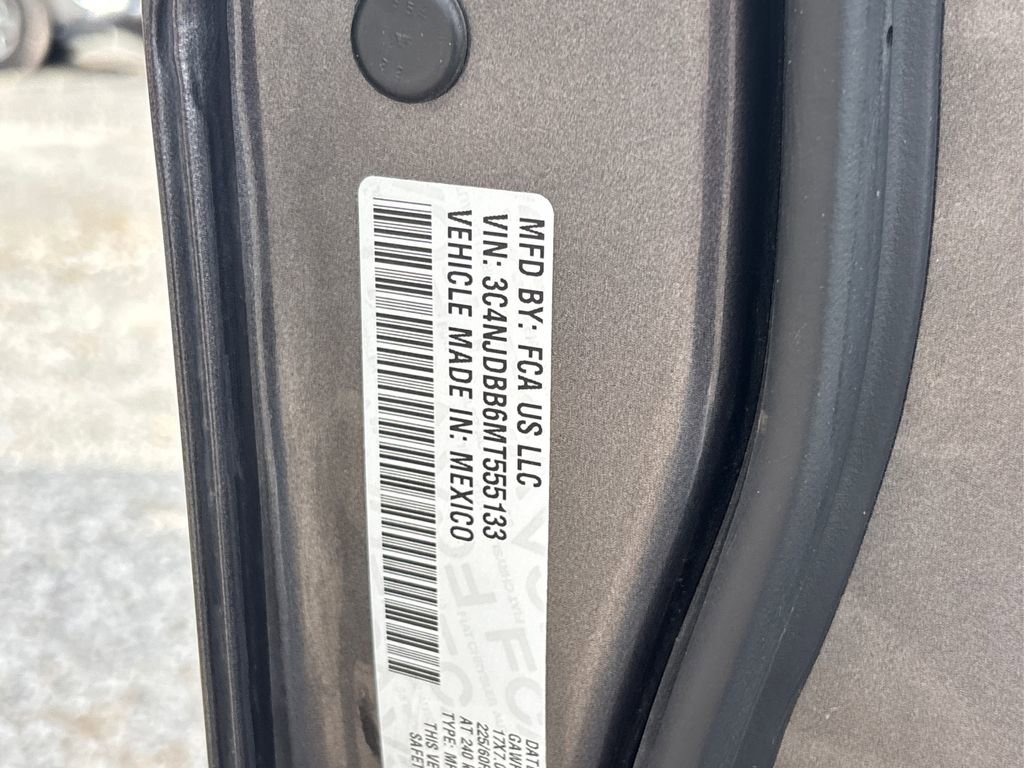 Used 2021 Jeep Compass Latitude w/ Convenience Group image 12