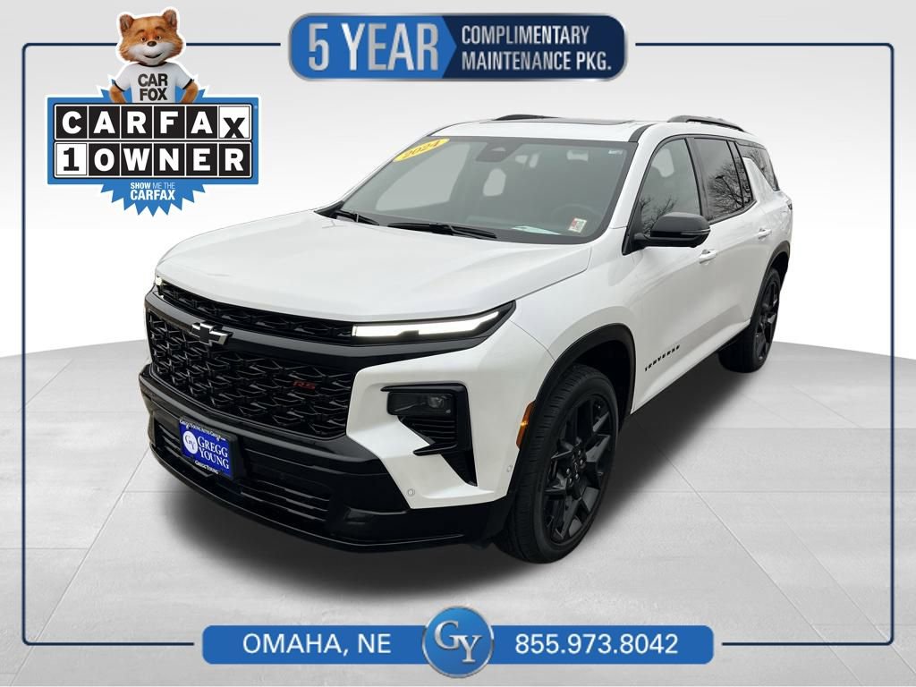 Used 2024 Chevrolet Traverse RS image 1