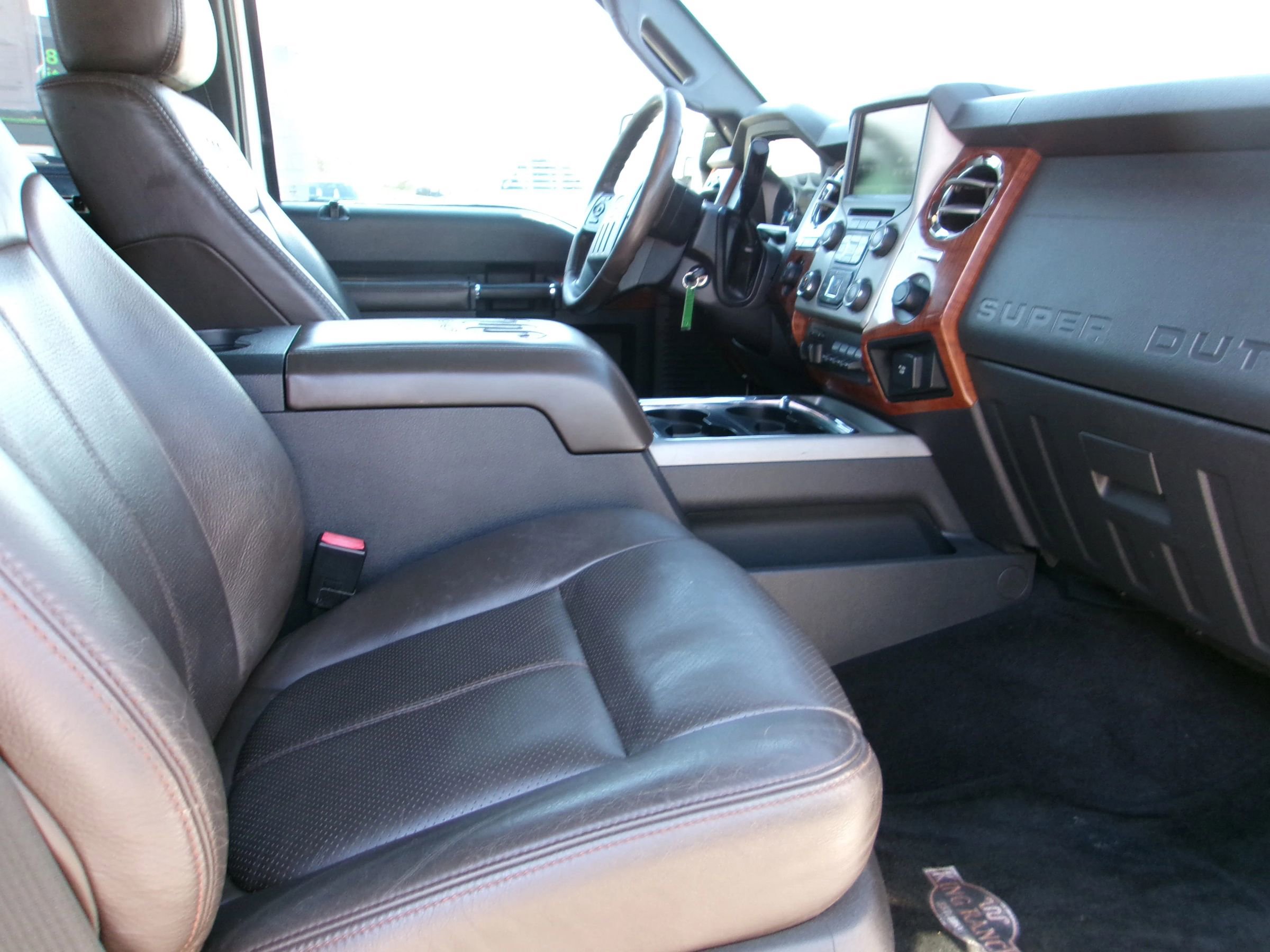 Used 2016 Ford F350 King Ranch w/ King Ranch w/Chrome Package image 9