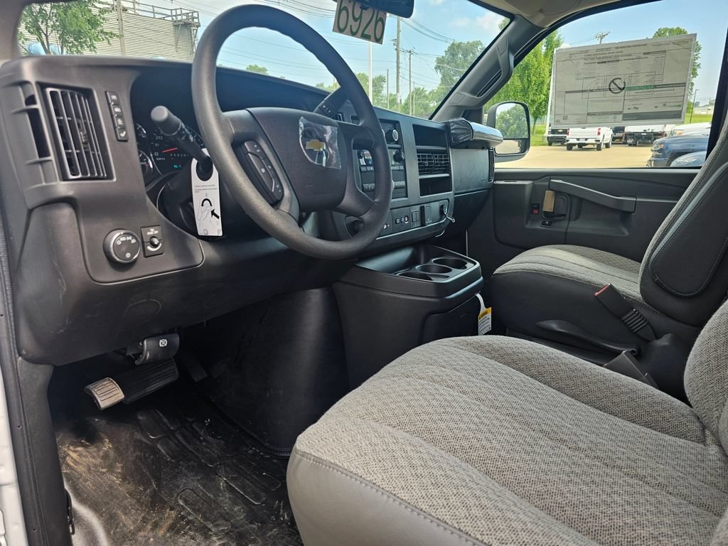 New 2025 Chevrolet Express 3500 w/ Driver Convenience Package RWD image 10