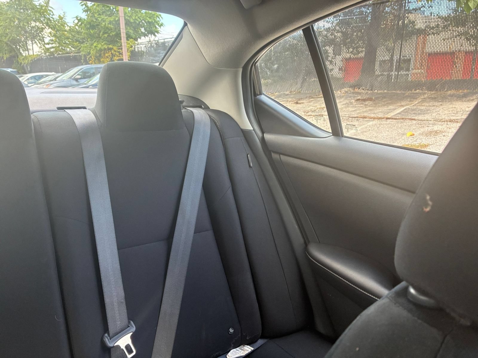 Used 2025 Nissan Sentra S FWD image 32