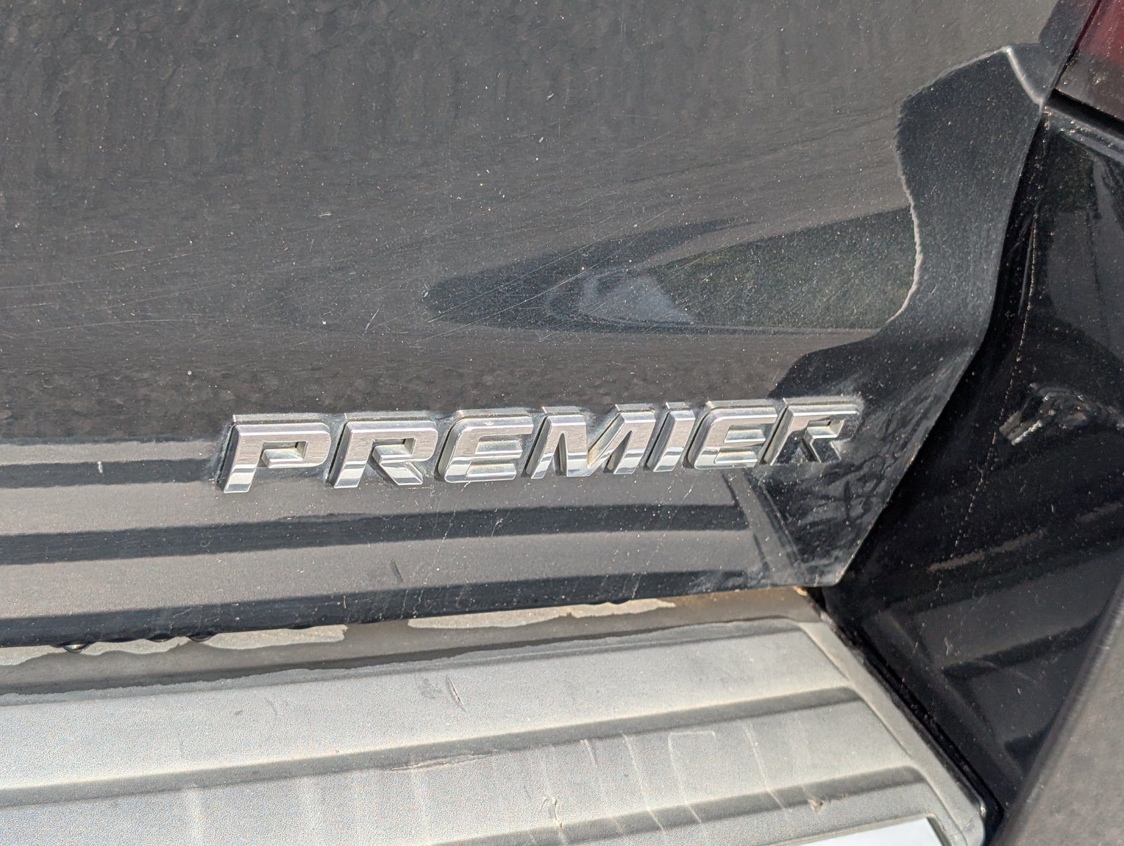 Used 2019 Chevrolet Tahoe Premier w/ Premier Plus Edition AWD/4WD image 5