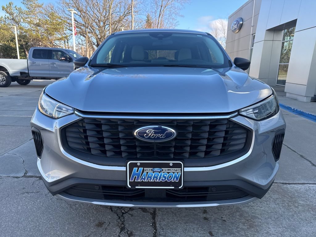 Used 2023 Ford Escape Active AWD/4WD image 30