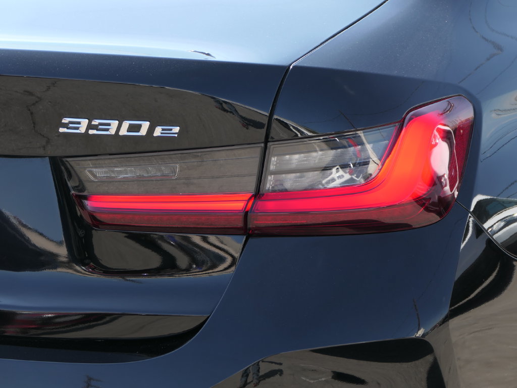 Used 2024 BMW 330e RWD image 4