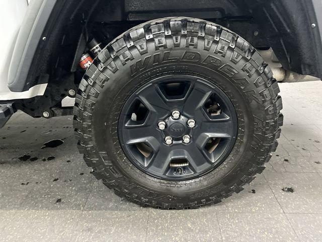 Used 2022 Jeep Gladiator Mojave w/ Cold Weather Group AWD/4WD image 33