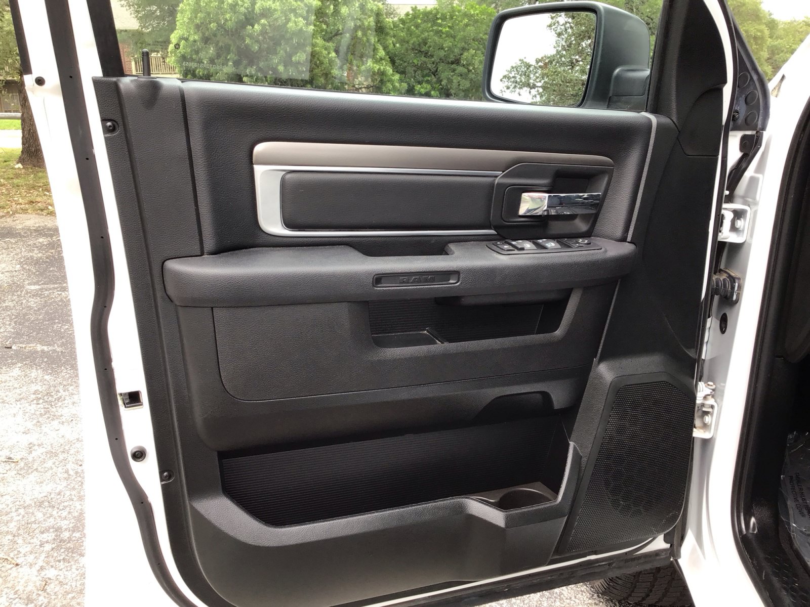 Certified 2024 RAM 1500 Classic Warlock RWD image 25