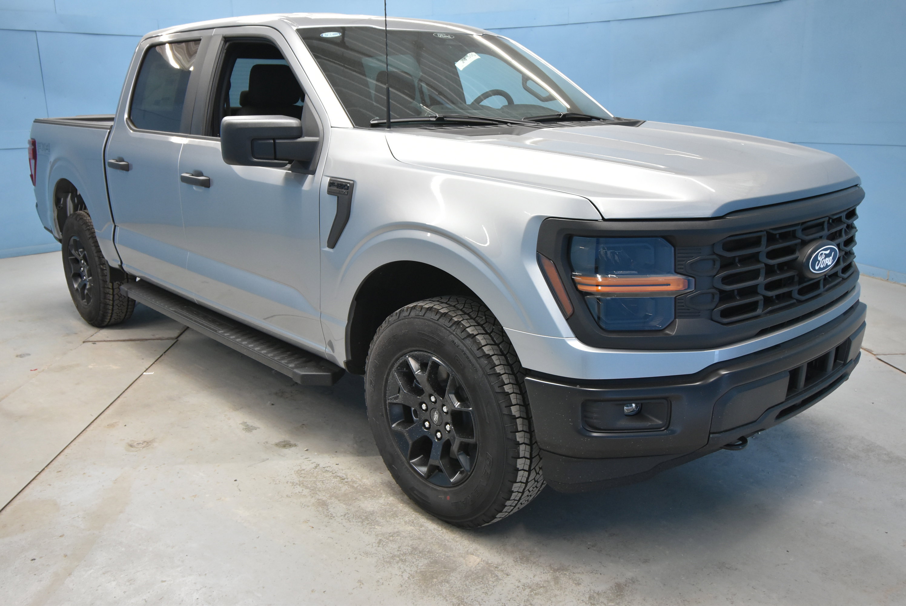 New 2025 Ford F150 STX w/ Equipment Group 201A FX4