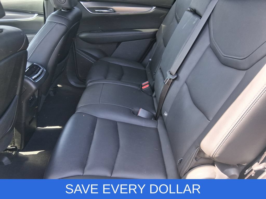 Used 2023 Cadillac XT6 Luxury FWD image 13
