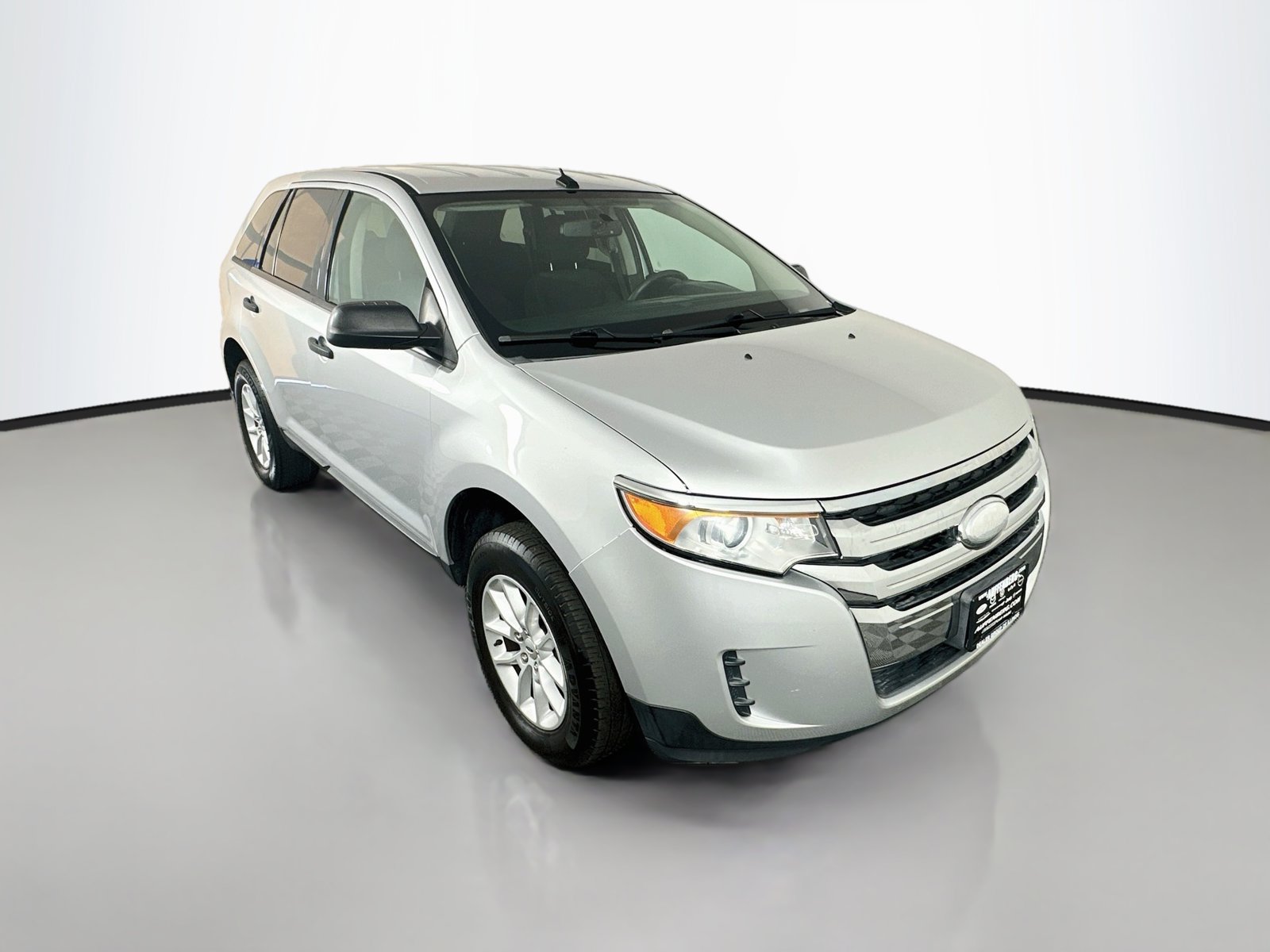 Used 2013 Ford Edge SE FWD image 1