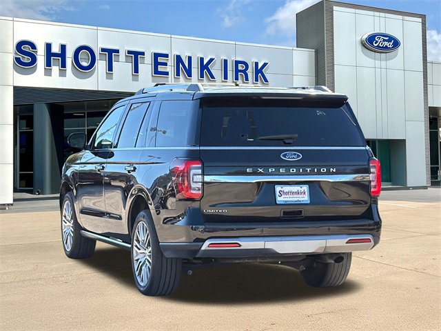 Used 2024 Ford Expedition Limited image 5