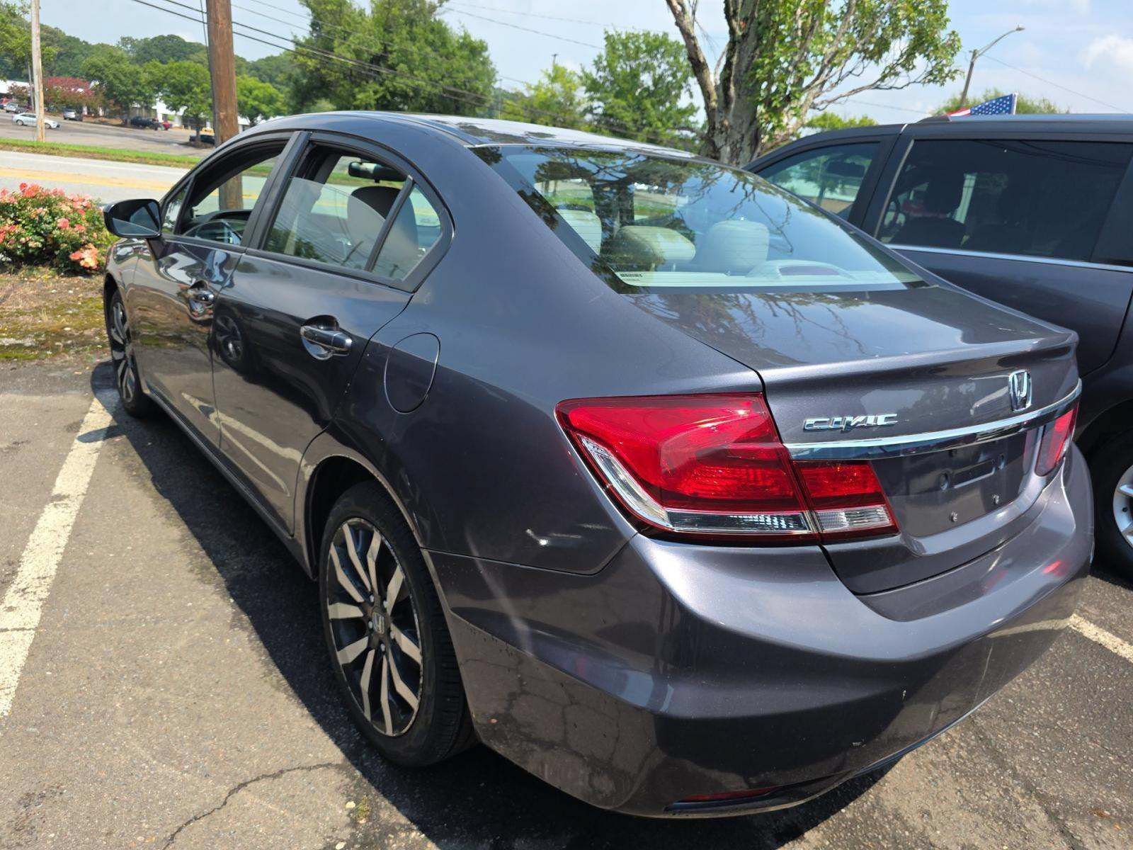 Used 2015 Honda Civic EX-L image 2