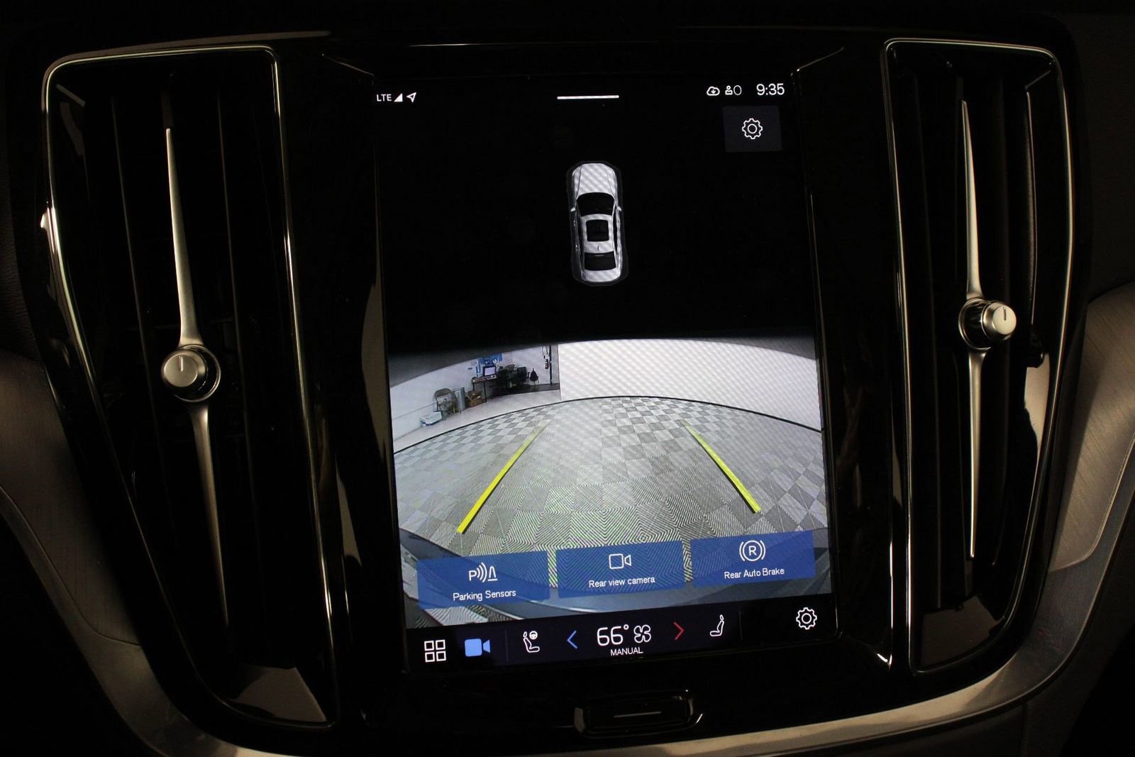 Certified 2023 Volvo S60 B5 Core w/ Climate Package image 13