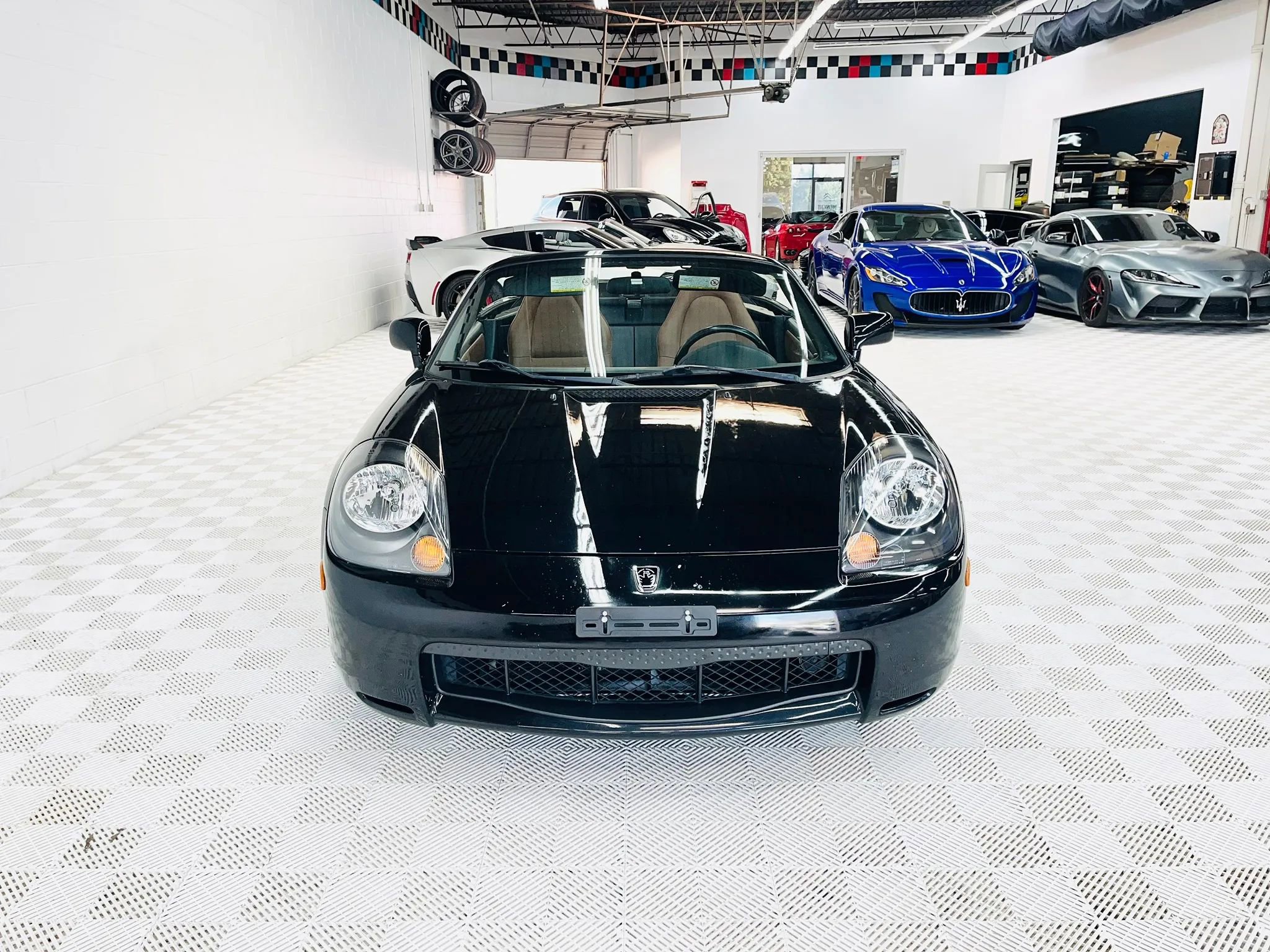 Used 2002 Toyota MR2 RWD image 12