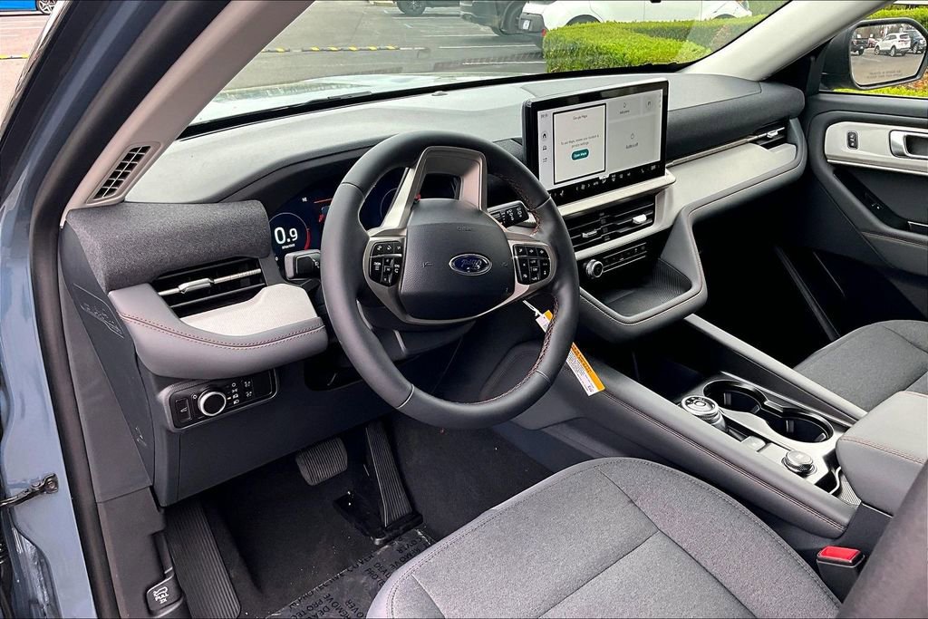 New 2026 Ford Explorer Active image 6