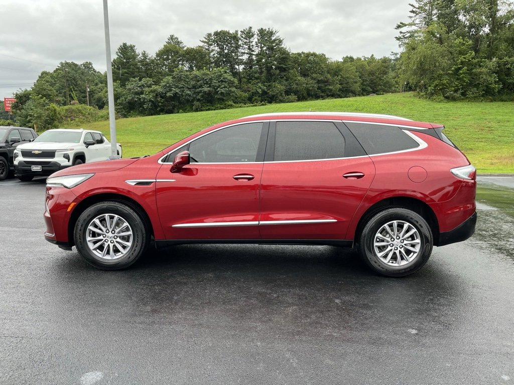 Used 2024 Buick Enclave Premium image 26
