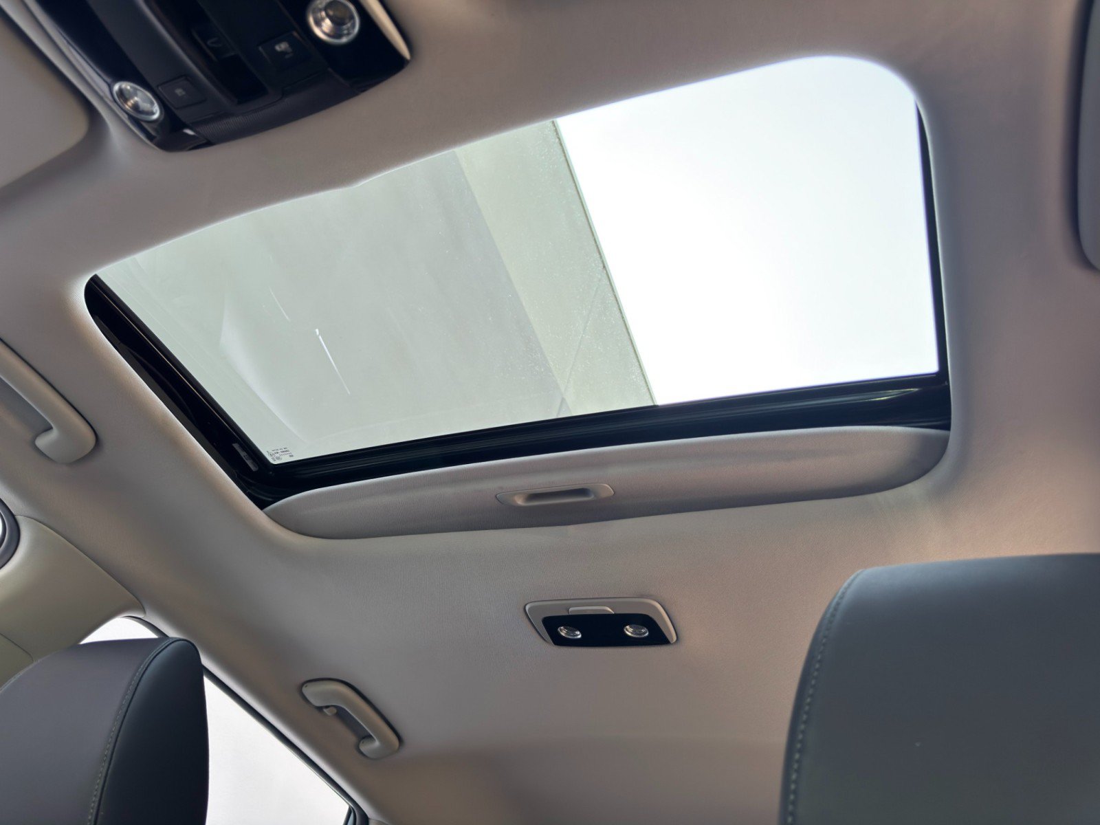 Used 2026 Kia Seltos EX w/ EX Sunroof Package FWD image 11