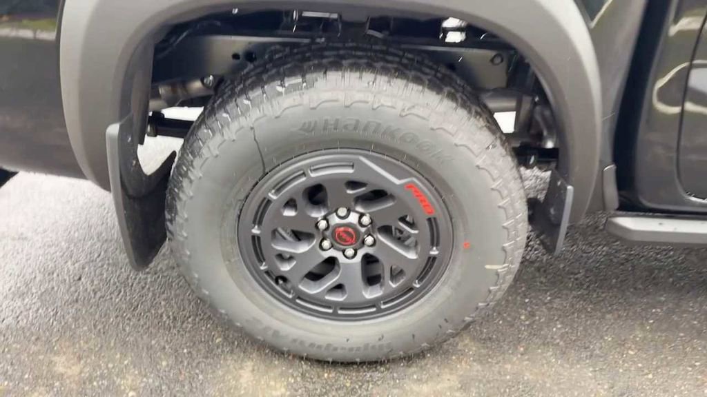 New 2026 Nissan Frontier PRO-4X w/ Tow Package AWD/4WD image 7