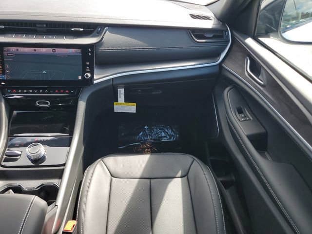 New 2026 Jeep Grand Cherokee Limited AWD/4WD image 19