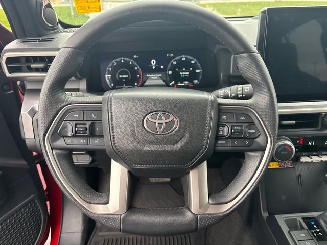 Used 2025 Toyota 4Runner TRD Off-Road Premium AWD/4WD image 14