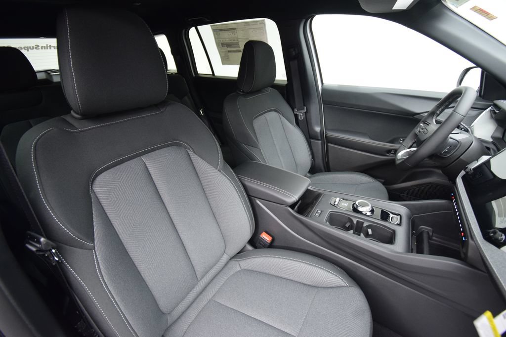 New 2026 Jeep Cherokee Laredo AWD/4WD image 17