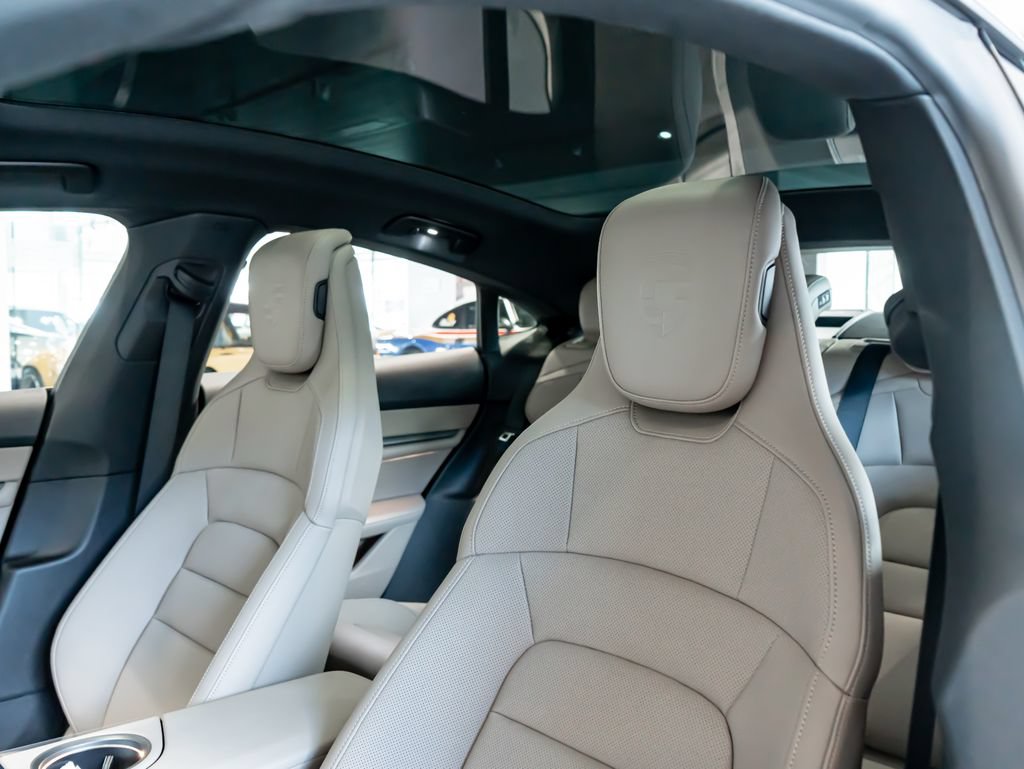 Certified 2026 Porsche Taycan AWD/4WD image 15