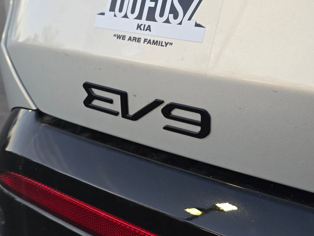 New 2026 Kia EV9 Land w/ Nightfall Edition Package image 30