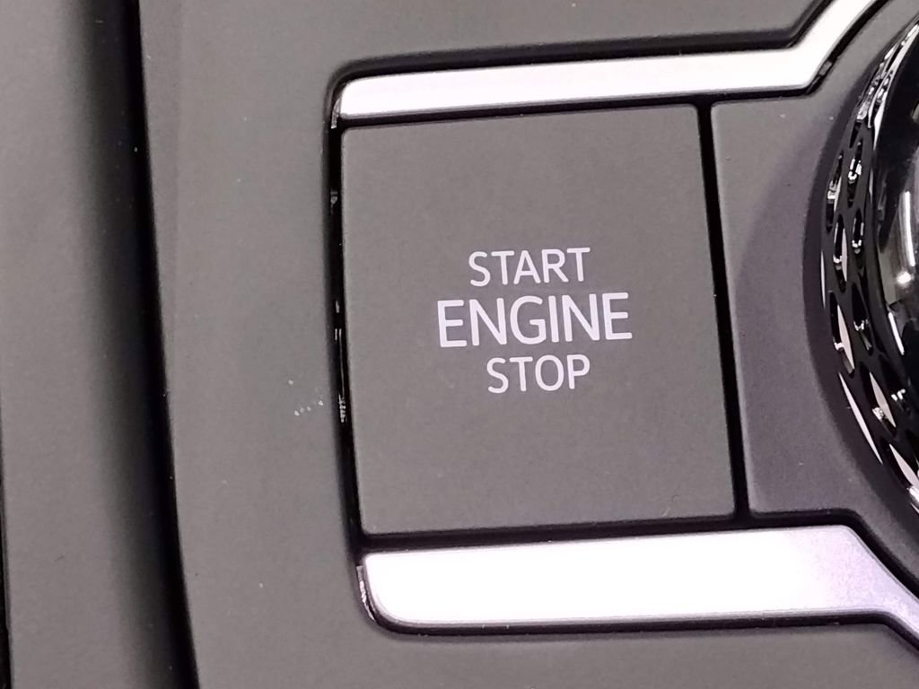 New 2026 Volkswagen Tiguan SE image 33