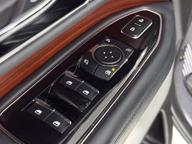Used 2023 Lincoln Navigator L Reserve AWD/4WD image 24