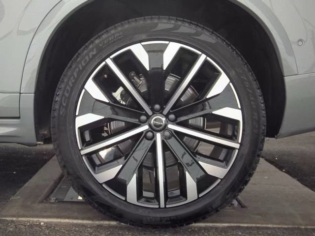 Used 2026 Volvo XC90 B6 Plus AWD/4WD image 35