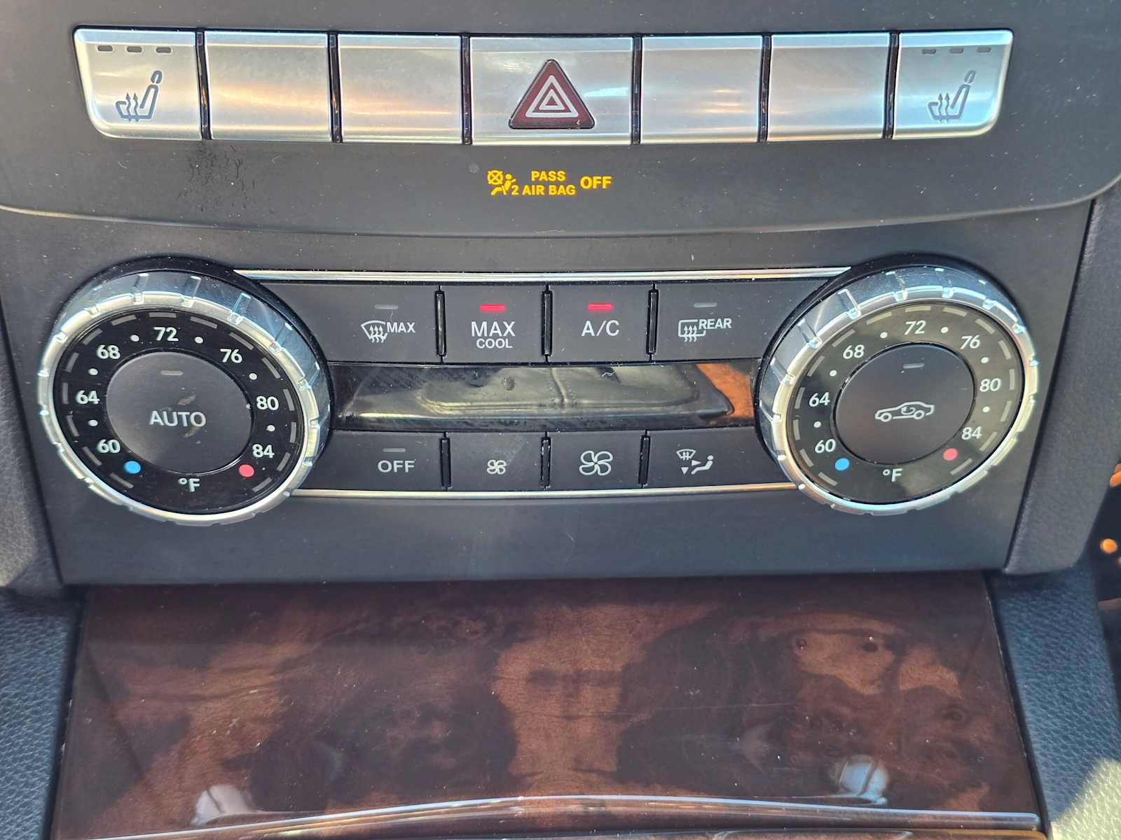 Used 2014 Mercedes-Benz C 250 Sedan image 29