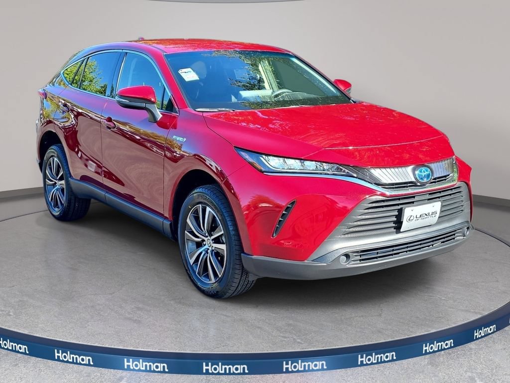 Used 2021 Toyota Venza LE w/ Carpet Mat Package (TMS) AWD/4WD image 4