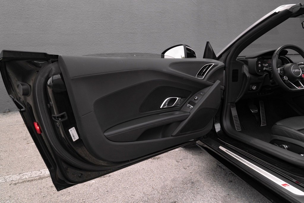 Used 2022 Audi R8 V10 performance image 21