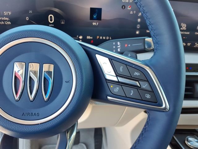 Used 2025 Buick Enclave Avenir w/ Super Cruise Package image 11