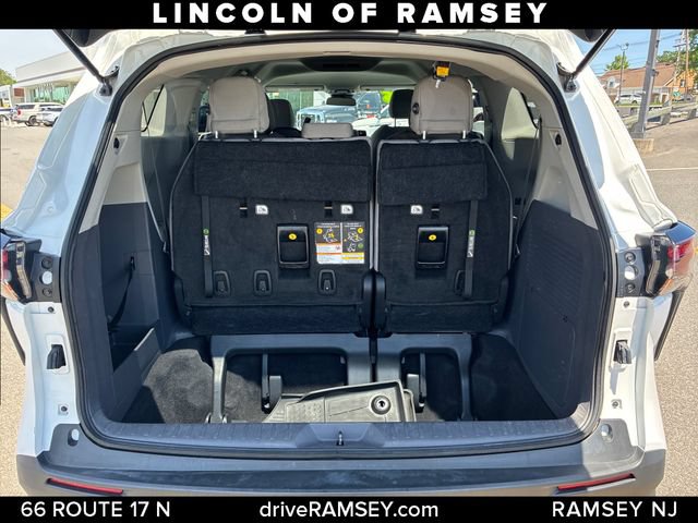 Used 2023 Toyota Sienna LE FWD image 6