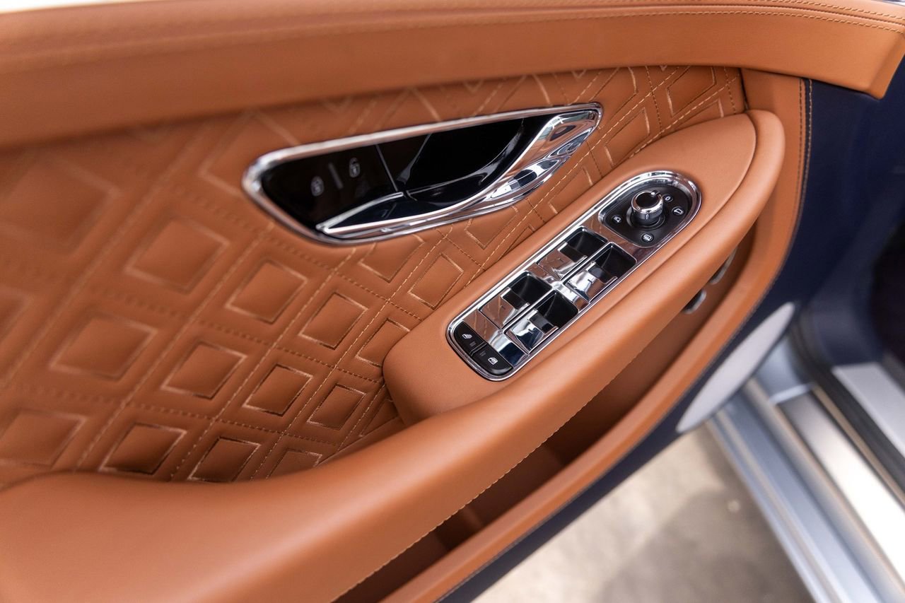 Used 2023 Bentley Continental GT Azure AWD/4WD image 51