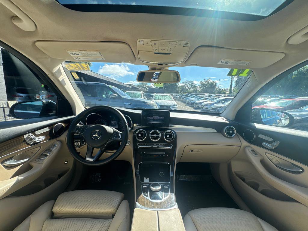Used 2017 Mercedes-Benz GLC 300 w/ Premium 1 Package image 18