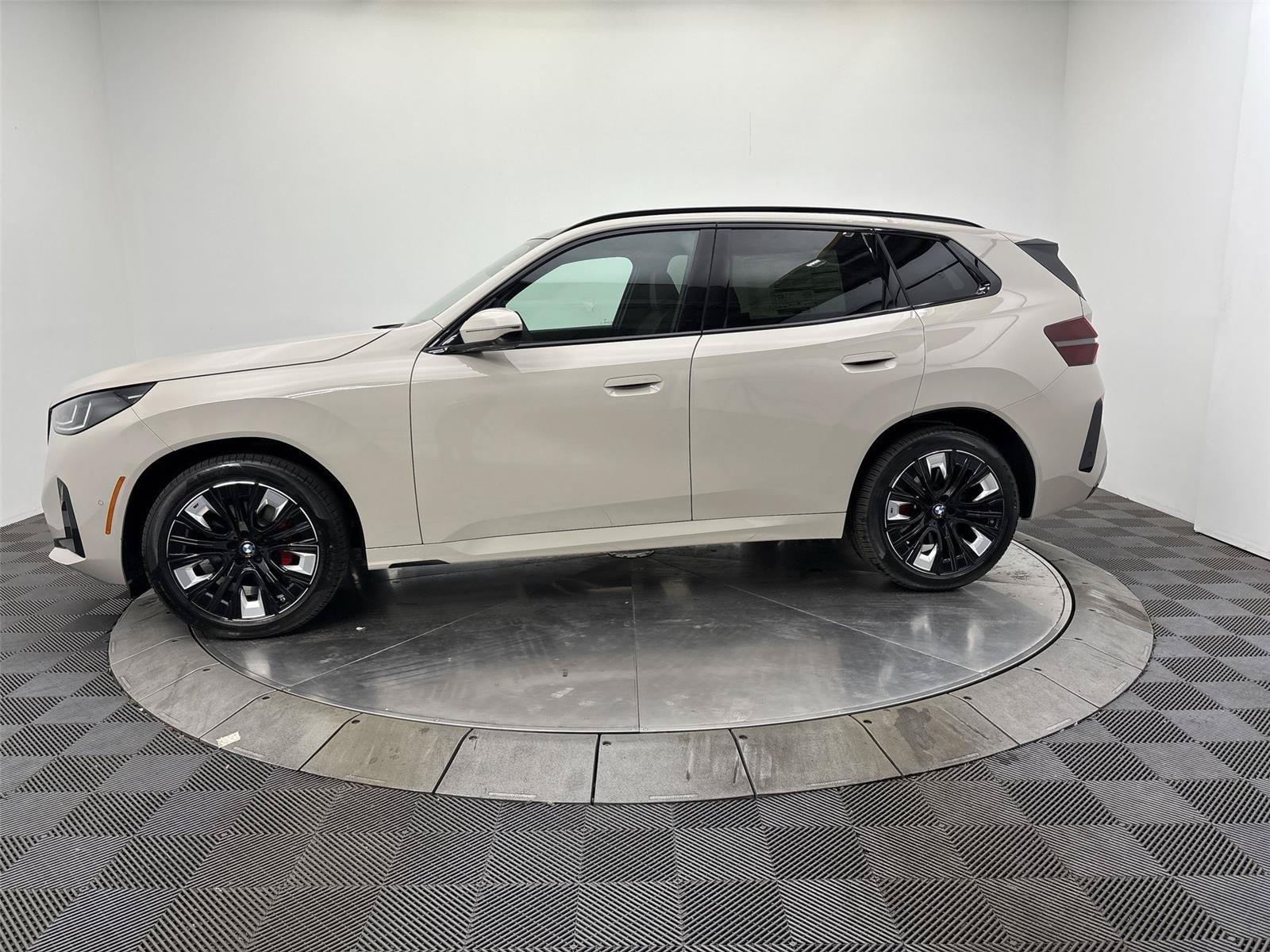 New 2026 BMW X3 xDrive30i w/ M Sport Package AWD/4WD image 16